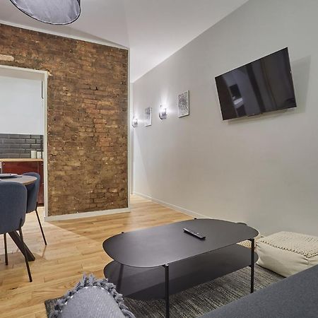 Apartment Center Of Paris By Studio Prestige Exterior photo
