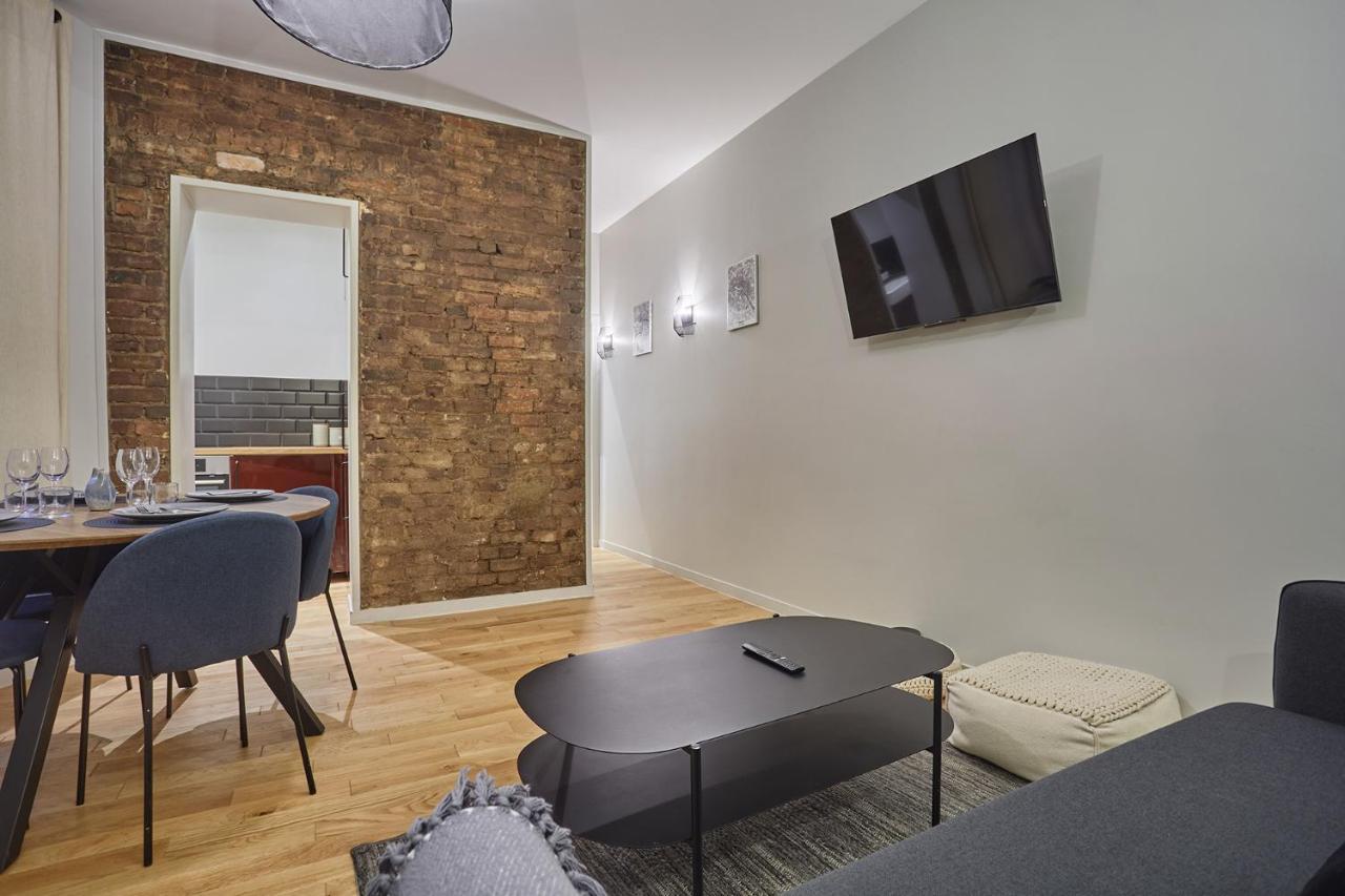 Apartment Center Of Paris By Studio Prestige Exterior photo